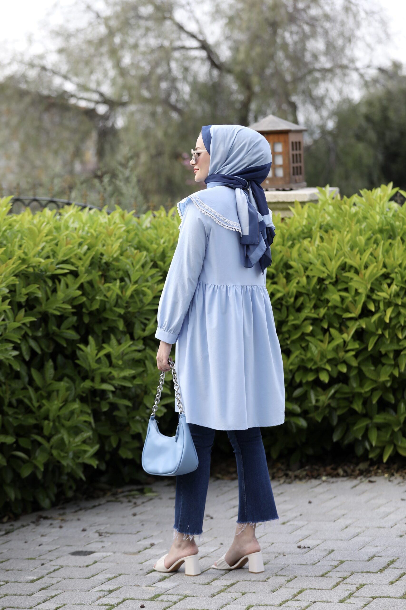 Yakası Dantelli Tunik Mavi - Görsel 6