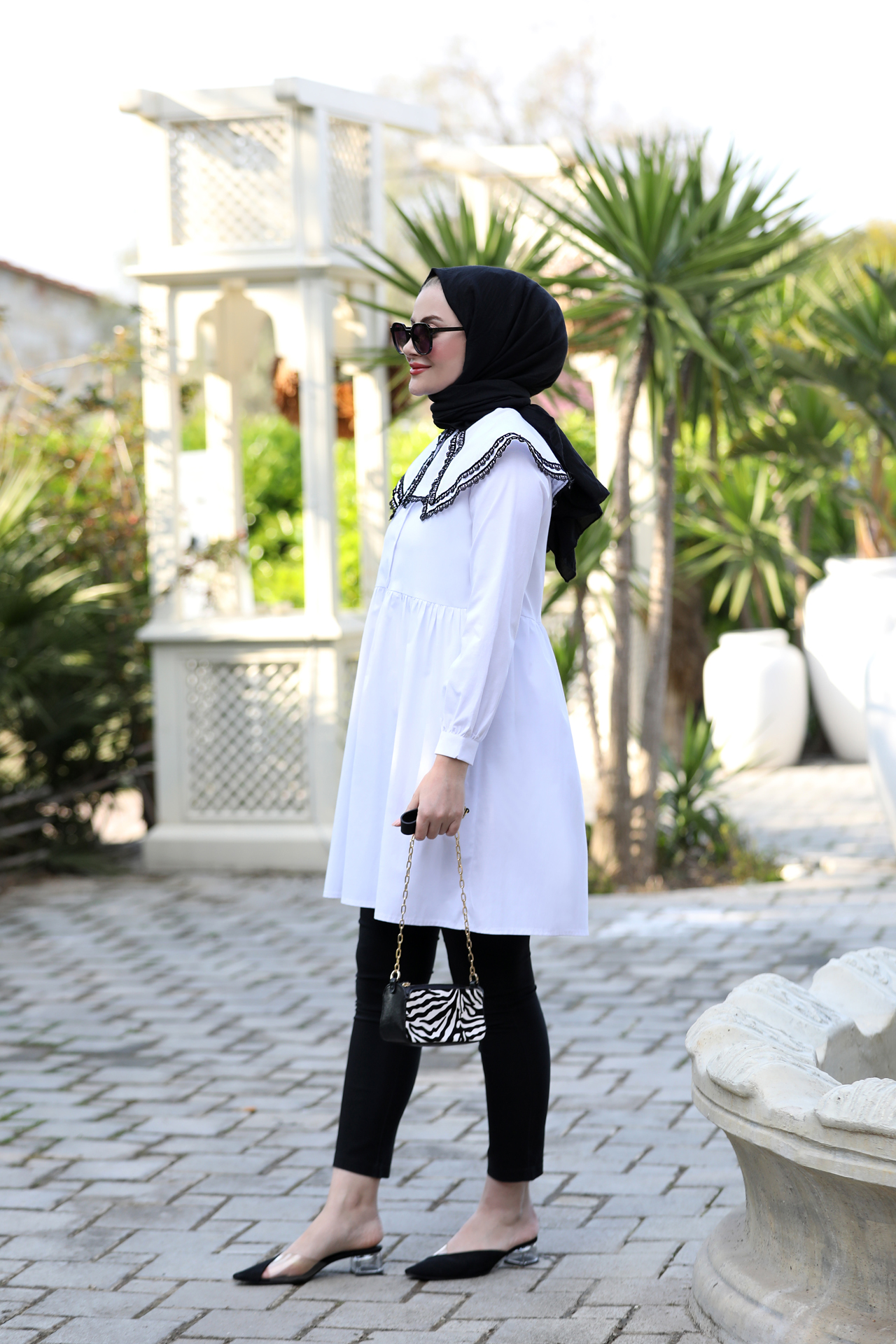 Yakası Dantelli Tunik Beyaz - Görsel 3